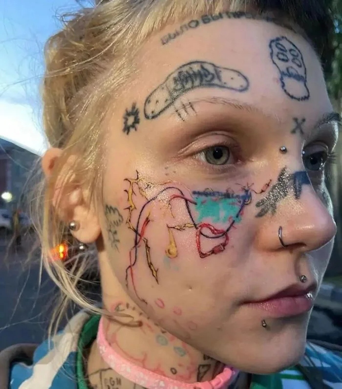 Awful Tattoos (14 pics) Awful Tattoos (14 pics)