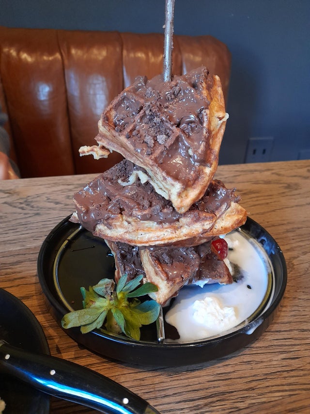 Weird Food Serving (22 pics)