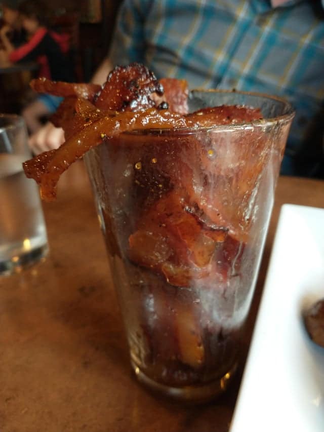 Weird Food Serving (22 pics)