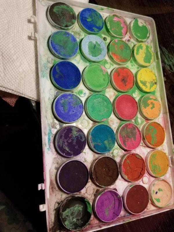 Annoying Finds And Situations (24 pics)