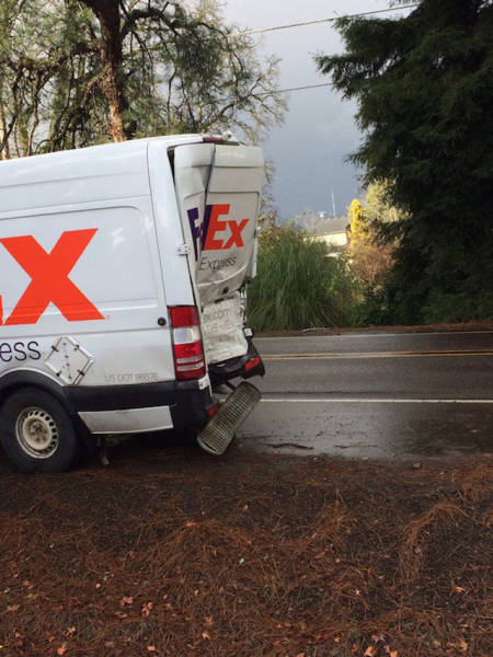 Bad Days Happen (31 pics)