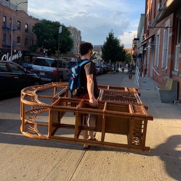 Cool Roadside Finds (22 pics)