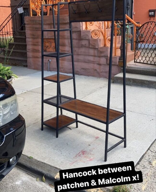 Cool Roadside Finds (22 pics)