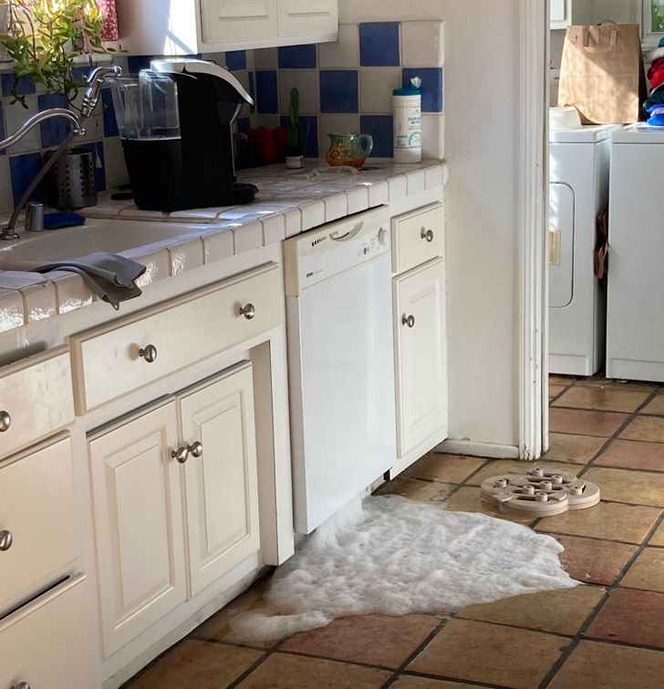 Unfortunate Situations (22 pics)