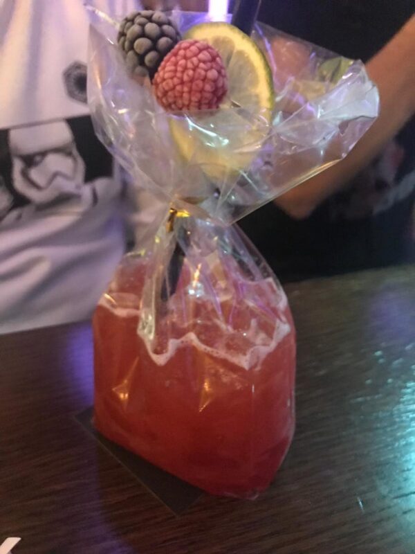 Weird Food Serving (18 pics)