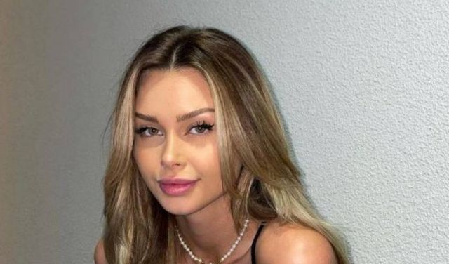 Cute Girls (35 pics)