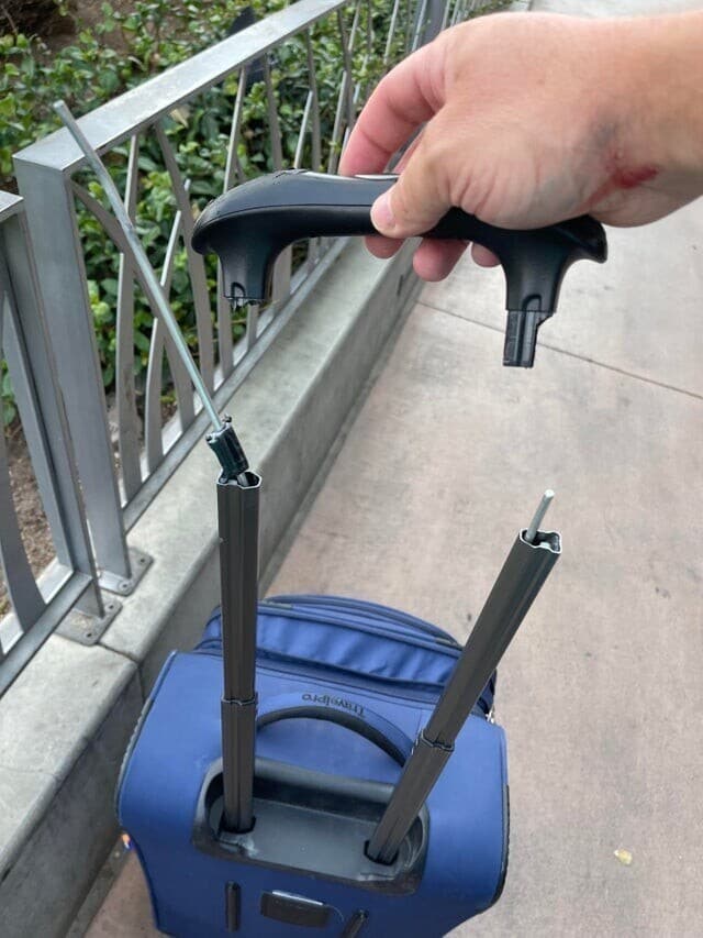 Bad Days Happen (23 pics)