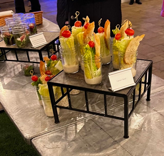 Weird Food Serving (21 pics) Weird Food Serving (21 pics)