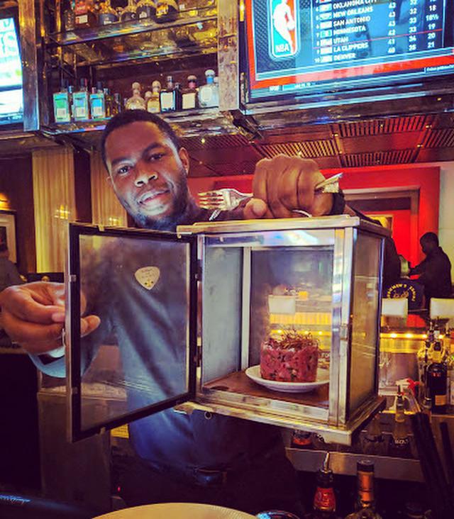 Weird Food Serving (21 pics)