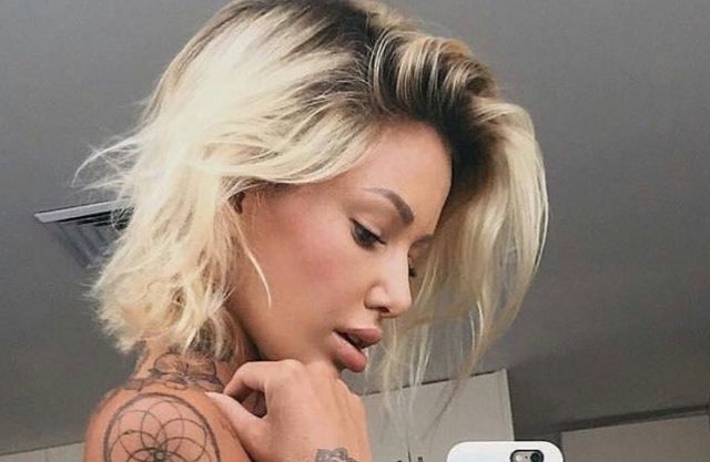 Tattooed Girls (23 pics)