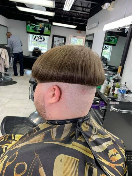 Awful Haircuts (16 pics)