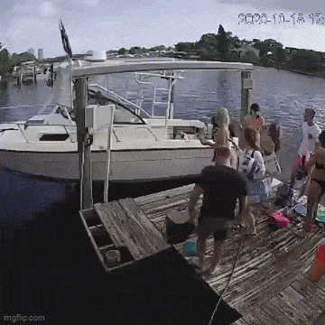 Acid GIFs, November 17 (25 gifs) Acid GIFs, November 17 (25 gifs)