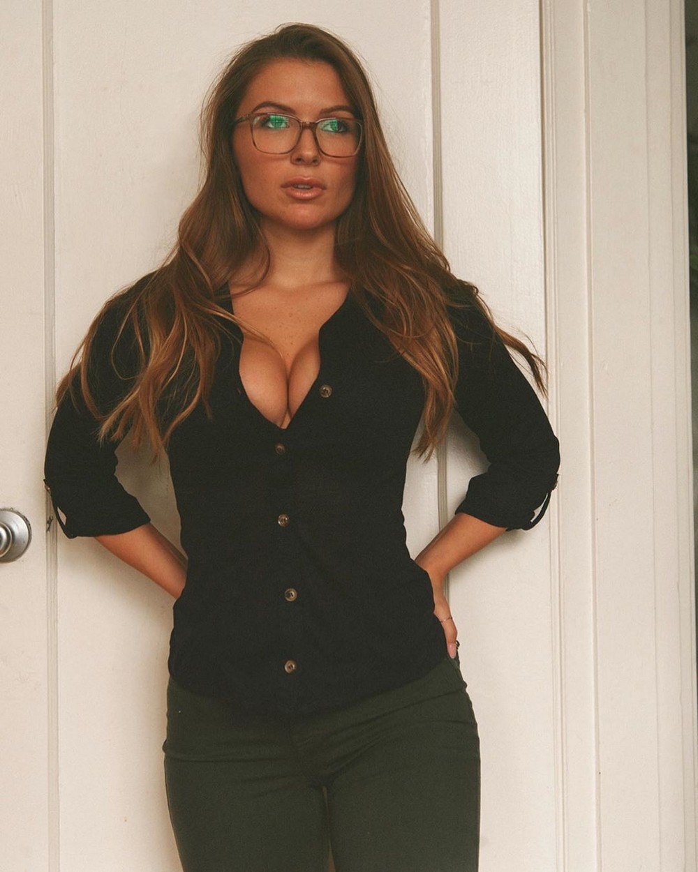 Girls In Glasses (23 pics)