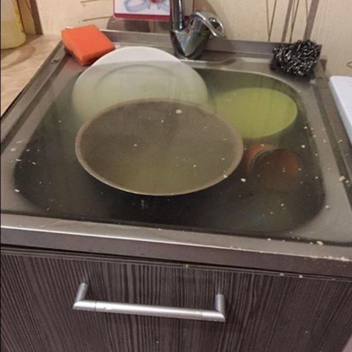 Bad Days Happen (31 pics)