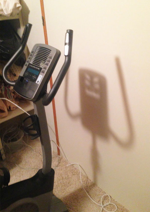 Unusual Shadows (20 pics)