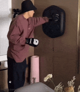 Acid GIFs, November 19 (25 gifs)