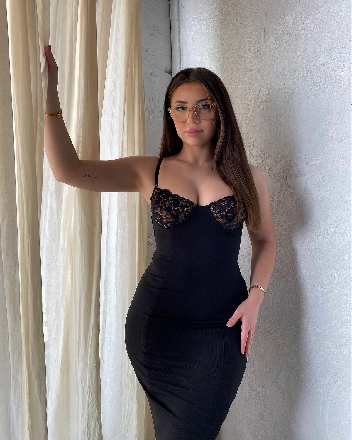 Girls In Glasses (29 pics)