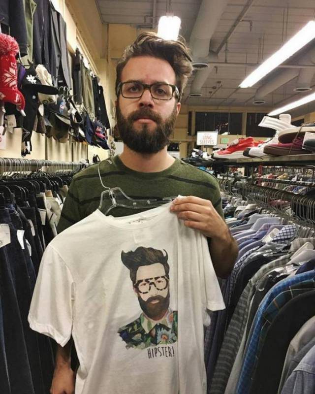 Unusual Finds In Thrift Shops (27 pics)