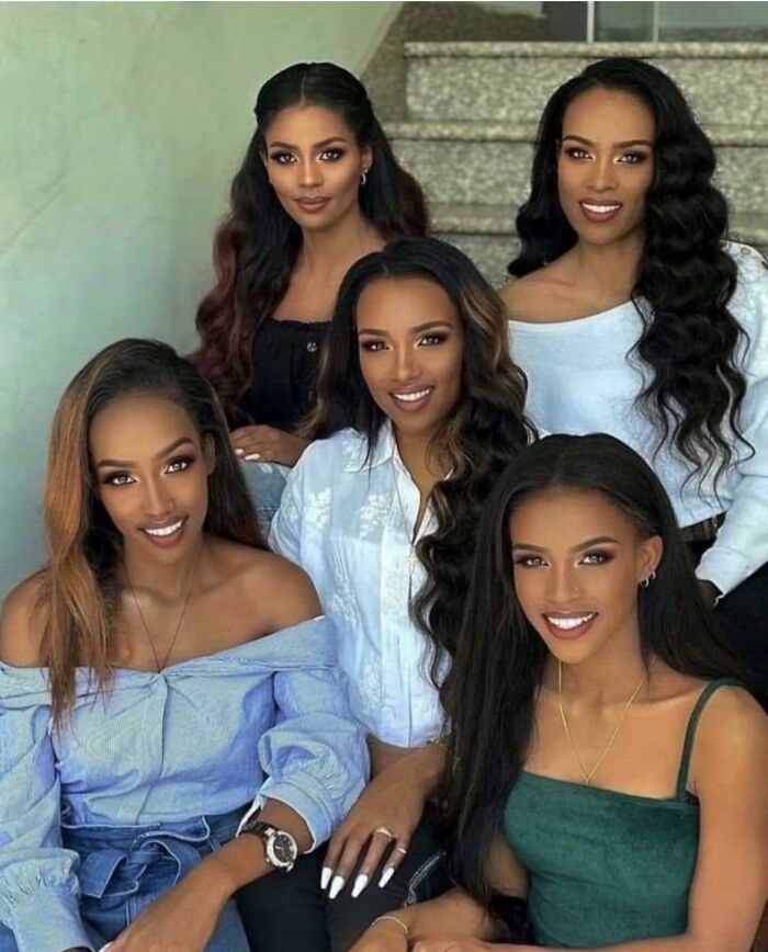 Excessive Photoshop (18 pics) Excessive Photoshop (18 pics)