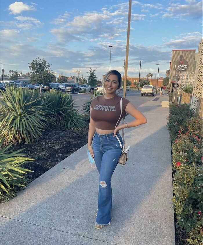 Excessive Photoshop (18 pics) Excessive Photoshop (18 pics)