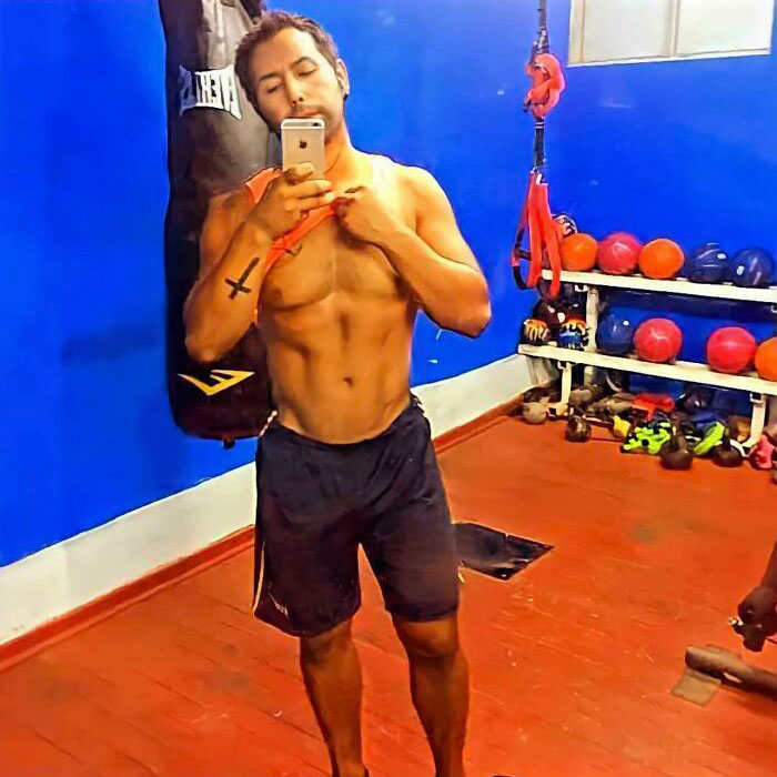 Excessive Photoshop (18 pics) Excessive Photoshop (18 pics)