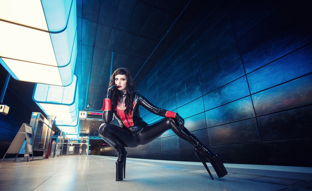 Girls In Latex (28 pics) Girls In Latex (28 pics)