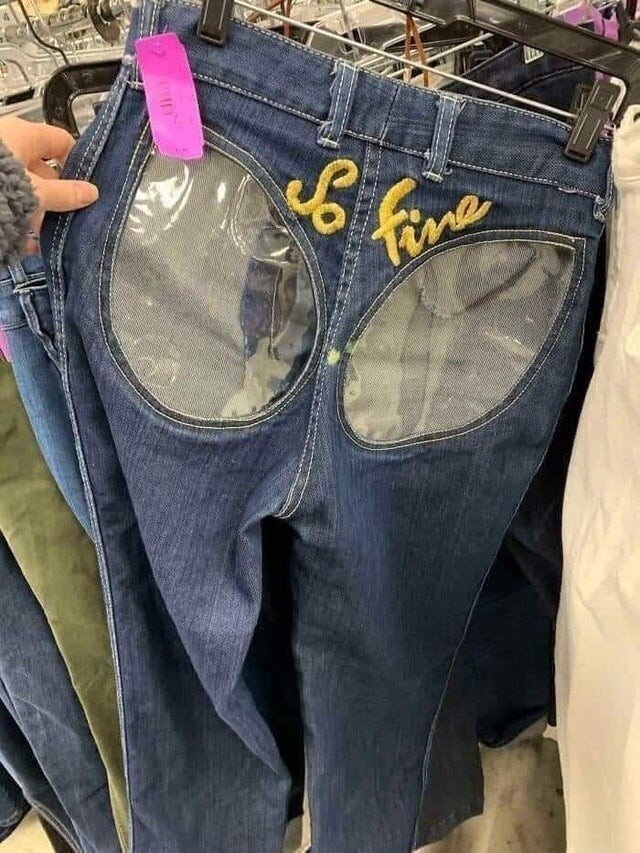 What Is Going On Here? (15 pics)