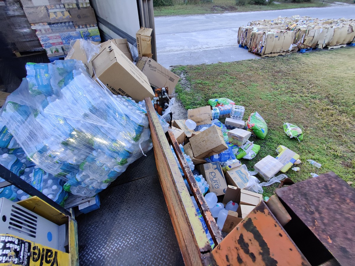 Bad Days Happen (25 pics)