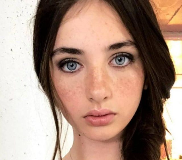 Beauty Girls (35 pics)