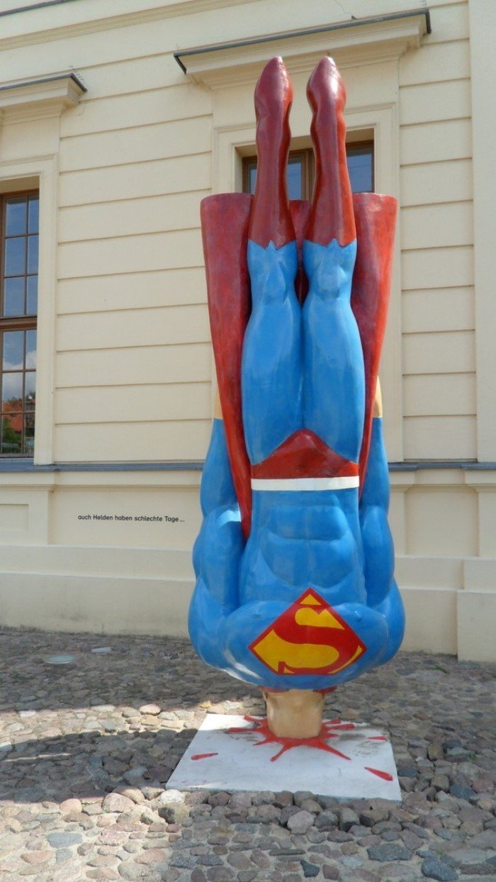 Very Strange Sculptures (22 pics)