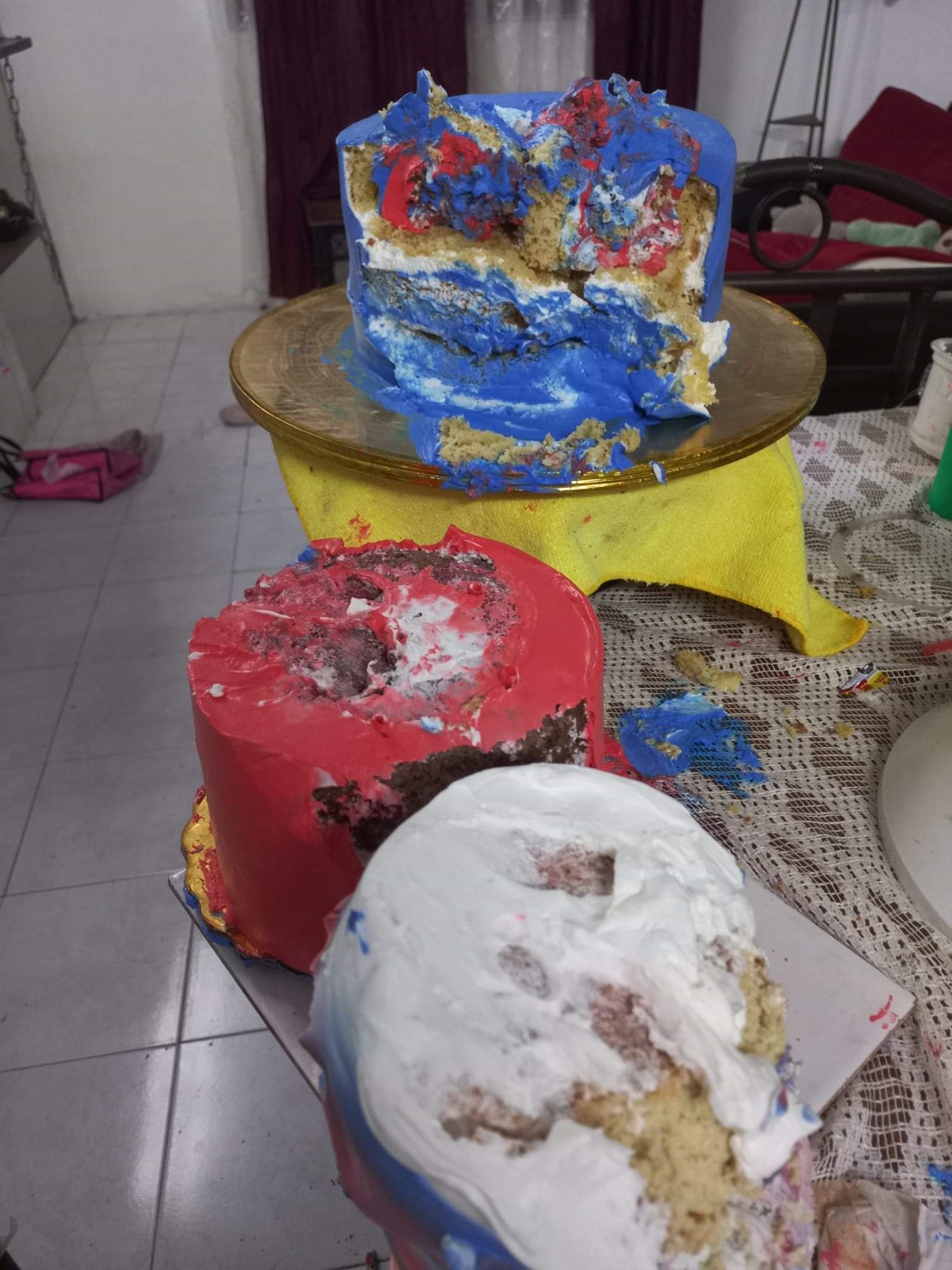 Bad Days Happen (37 pics)