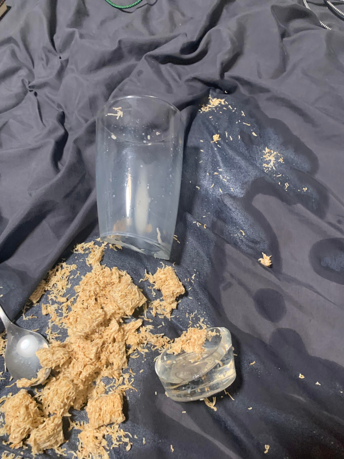 Bad Days Happen (37 pics)