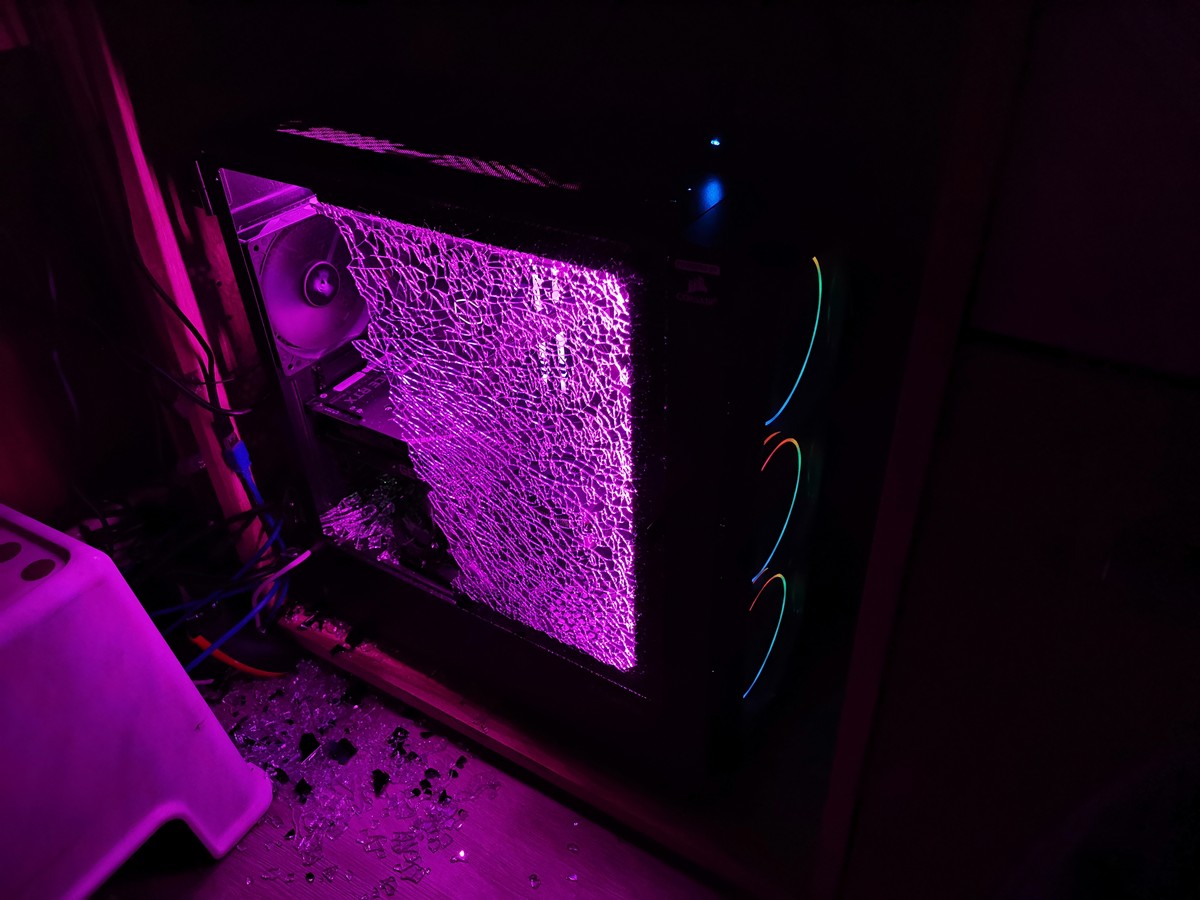 Bad Days Happen (37 pics)