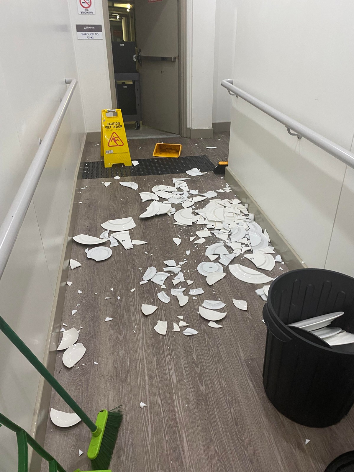 Unfortunate Situations (23 pics)