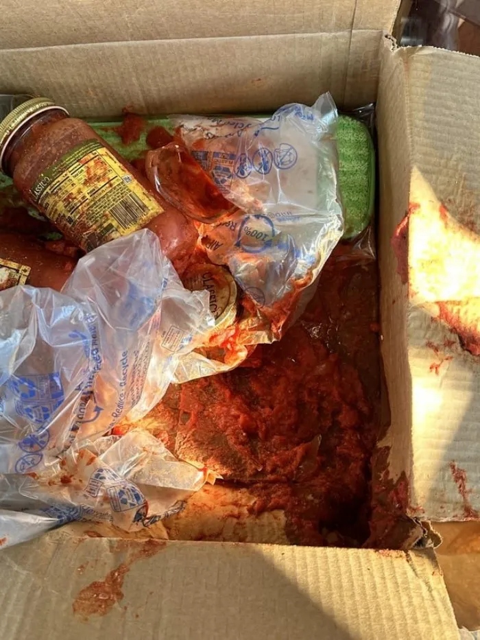 Unfortunate Situations (14 pics)