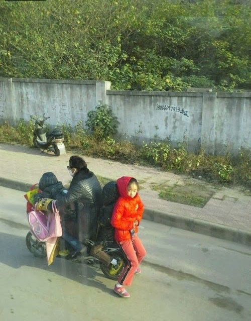 Weird Asians (23 pics)