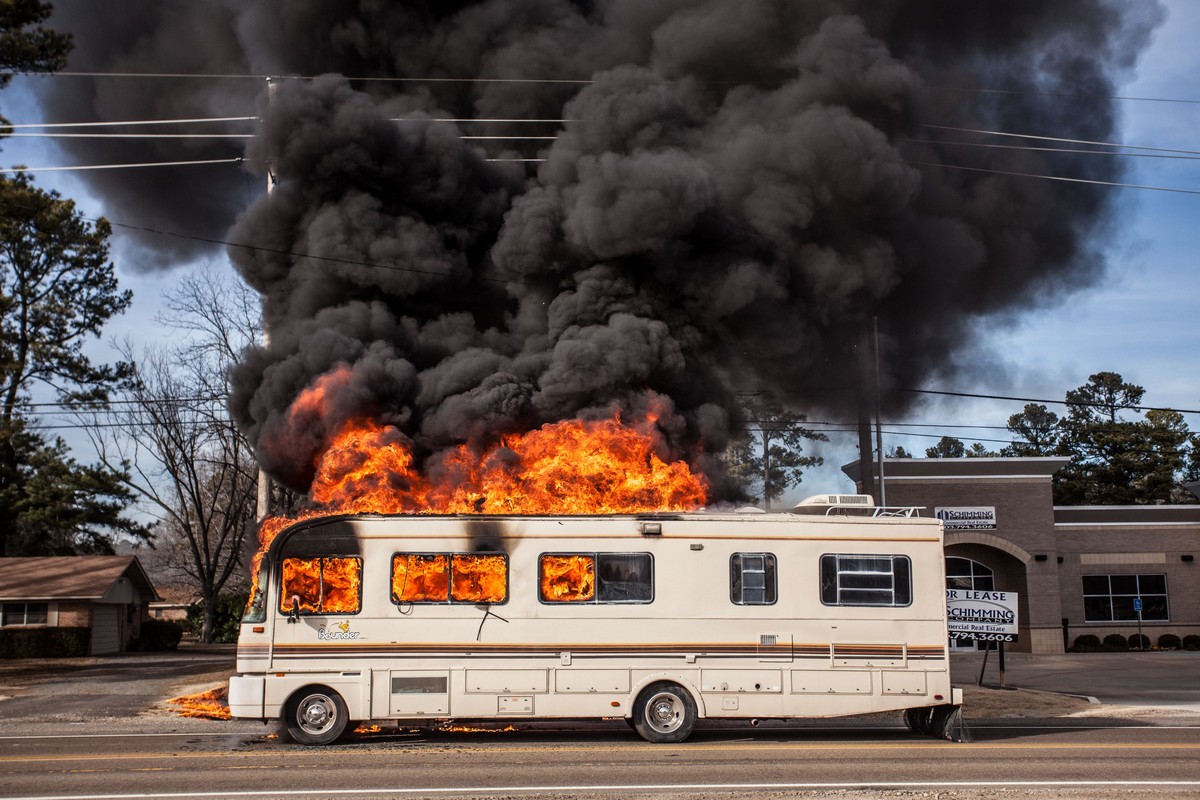 Bad Days Happen (33 pics)