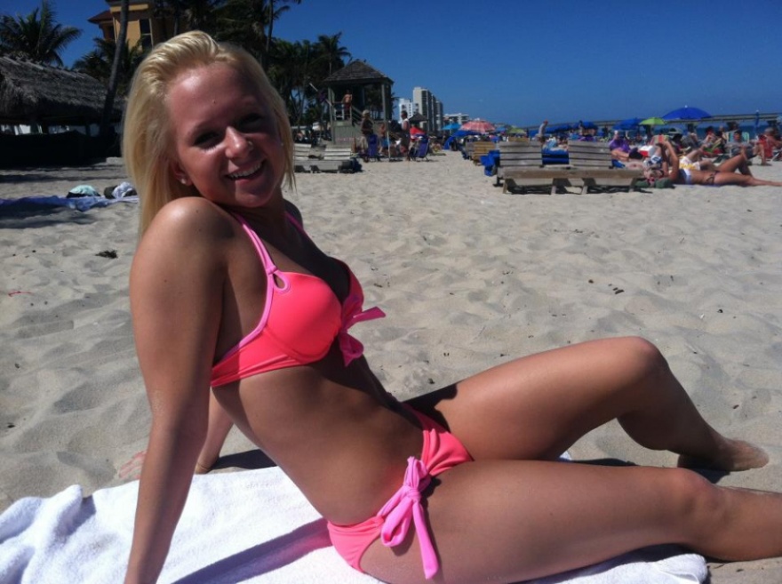 Cute Girls (23 pics) Cute Girls (23 pics)