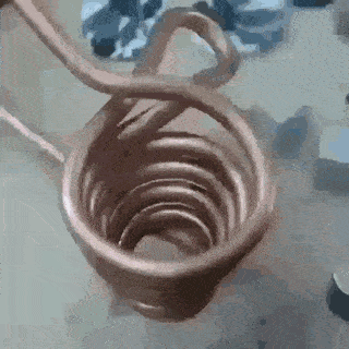 Acid GIFs, December 2 (25 gifs) Acid GIFs, December 2 (25 gifs)