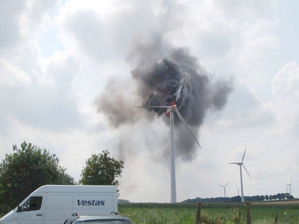 Bad Days Happen (30 pics)