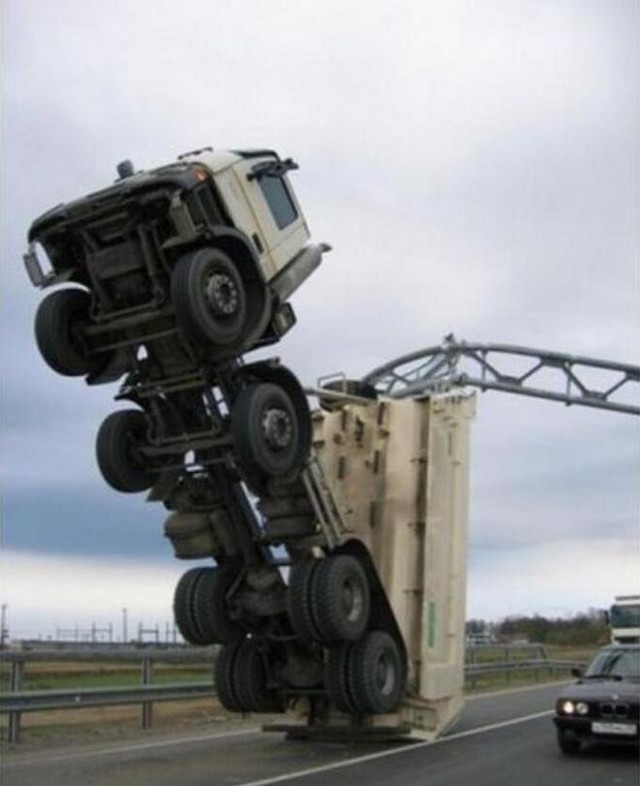 Unfortunate Situations (25 pics)