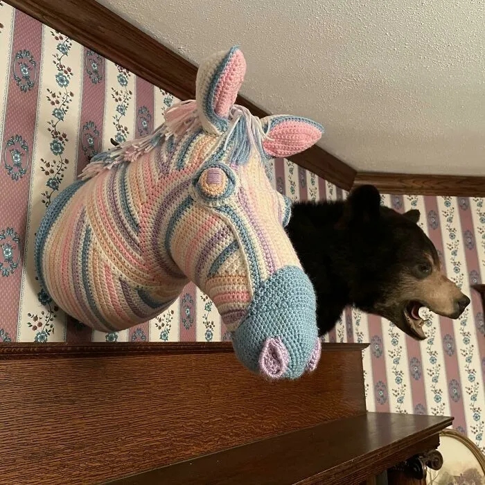 Strange Embroidery (25 pics)