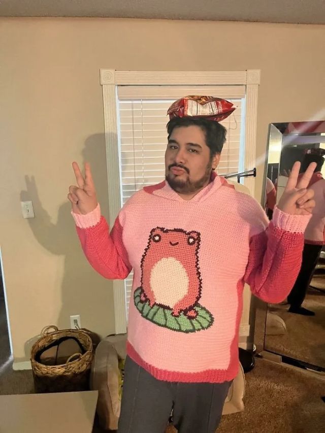 Strange Embroidery (25 pics)