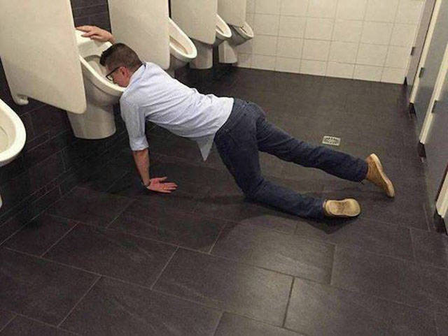 Bad Days Happen (23 pics)