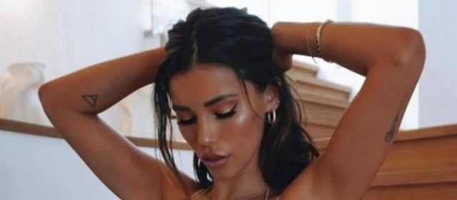 Girls In Tight Jeans (29 pics)