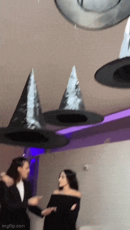 Acid GIFs, December 8 (25 gifs) Acid GIFs, December 8 (25 gifs)