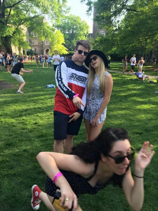 Right Moment (19 pics) Right Moment (19 pics)