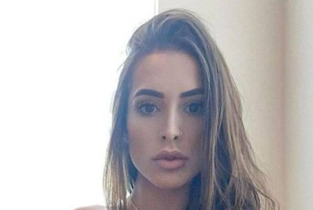 Girls In Lingerie (29 pics)