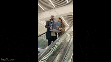 Acid GIFs, December 10 (25 gifs) Acid GIFs, December 10 (25 gifs)