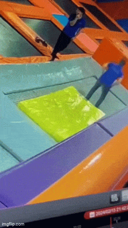 Acid GIFs, December 11 (25 gifs) Acid GIFs, December 11 (25 gifs)